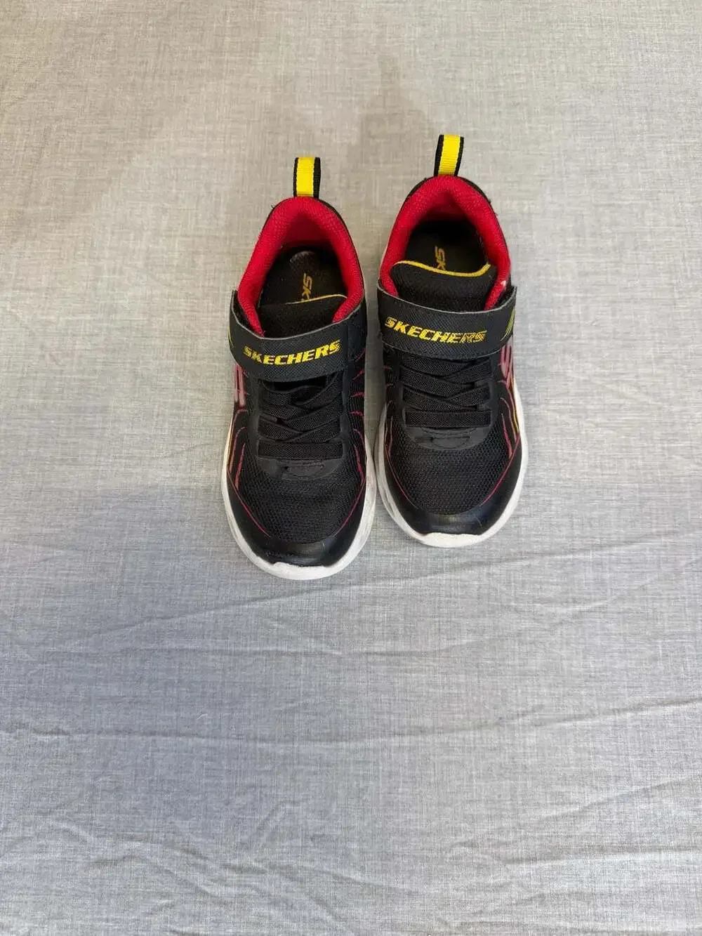 Skechers Boy's Flex-Glow Elite Vorlo Light-Up Sneakers Black/Red/Yellow